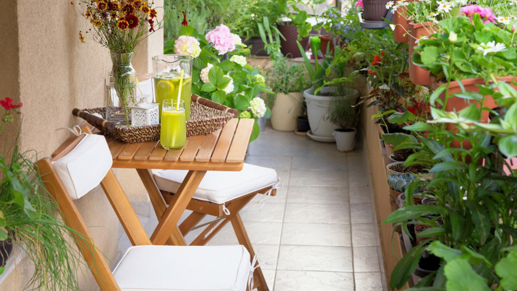 How to get your outdoor garden in Dubai?