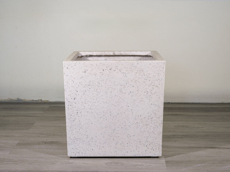 Cube Poly pot - White