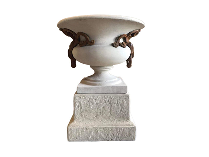 Borghese Urn with handle